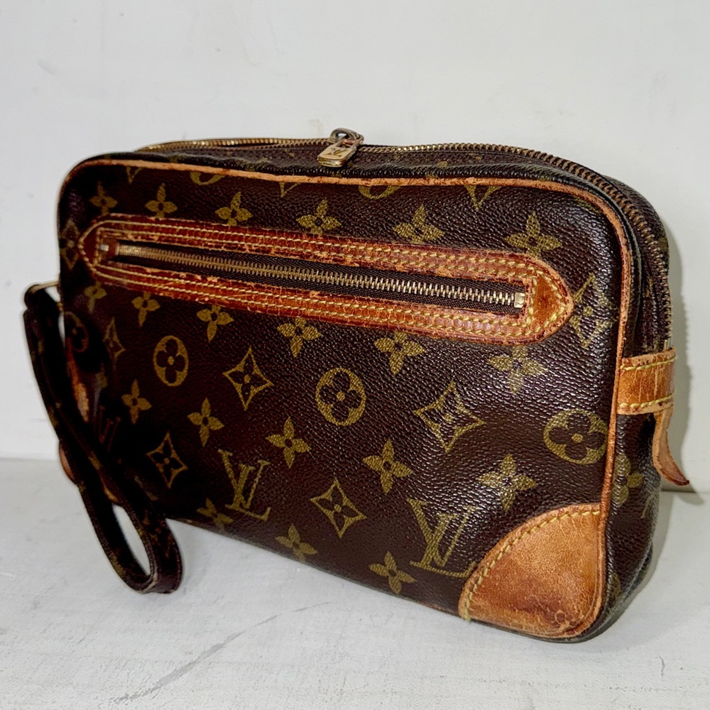 Auth Louis Vuitton wristlet clutch - Picture 7 of 11